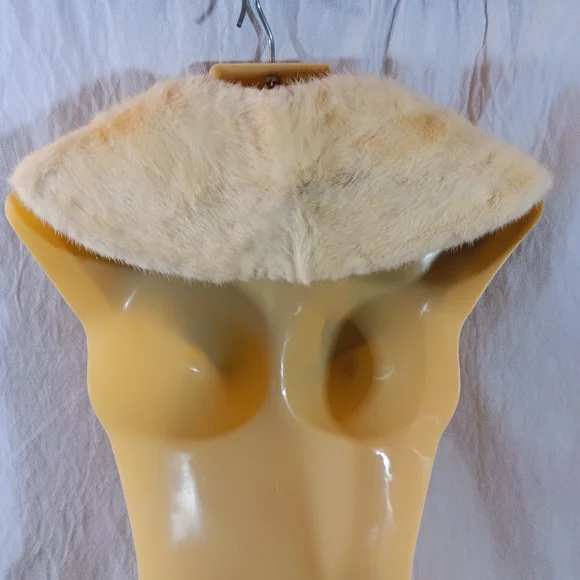 Marshall Field & Co Vintage Womens Cream Kobi Mink Collar Pin On Attachable - Picture 7 of 16